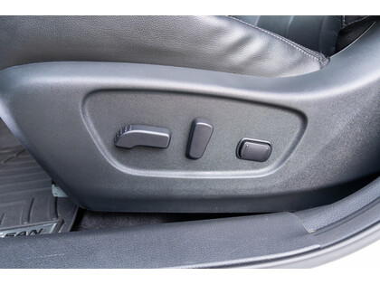 used 2019 Nissan Rogue car, priced at $26,888