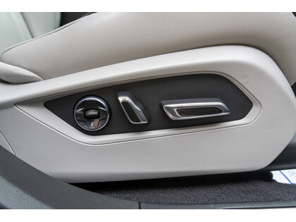 used 2020 Acura RDX car, priced at $34,988