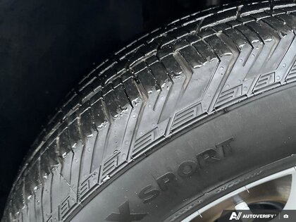 used 2024 Kia Sorento car, priced at $35,253