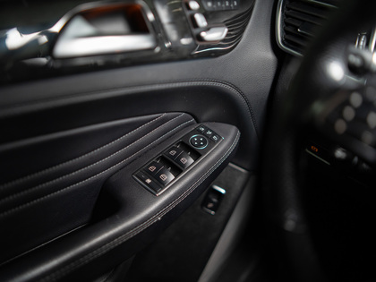 used 2019 Mercedes-Benz GLE car, priced at $49,900