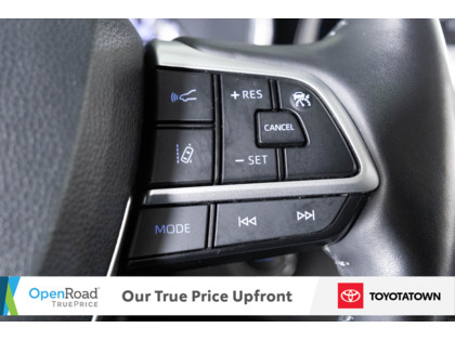 used 2022 Toyota Highlander car, priced at $47,998