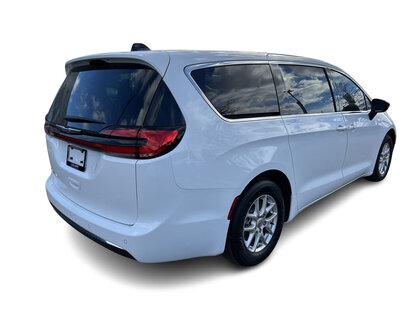 used 2024 Chrysler Pacifica car, priced at $42,995
