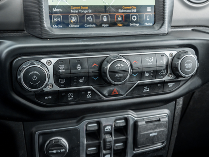 used 2022 Jeep Gladiator car, priced at $35,893