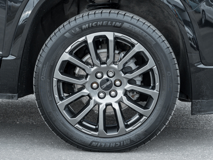 used 2022 GMC Acadia car, priced at $39,993