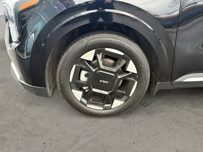 used 2025 Kia Carnival car, priced at $46,222