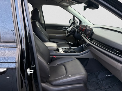 used 2025 Kia Carnival car, priced at $46,222