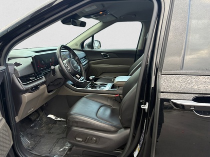 used 2025 Kia Carnival car, priced at $46,222