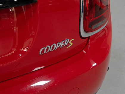 used 2022 MINI 3 Door car, priced at $25,900