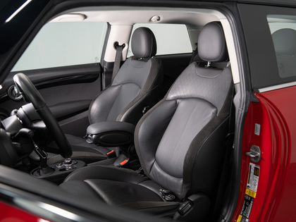 used 2022 MINI 3 Door car, priced at $25,900