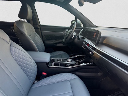 used 2025 Kia Sorento Plug-In Hybrid car, priced at $54,998