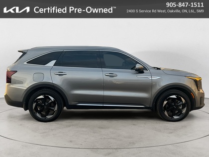 used 2025 Kia Sorento Plug-In Hybrid car, priced at $54,998