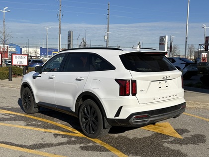 used 2022 Kia Sorento car, priced at $29,995
