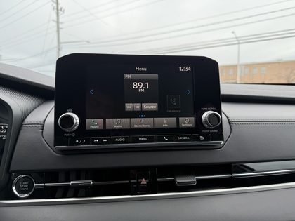 used 2024 Mitsubishi Outlander car, priced at $29,950