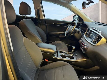 used 2019 Kia Sorento car, priced at $18,659