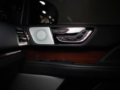 used 2023 Lincoln Navigator car, priced at $82,900