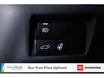 used 2022 Toyota Highlander car, priced at $44,998