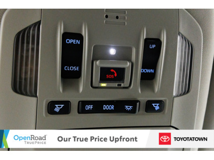 used 2022 Toyota Highlander car, priced at $44,998