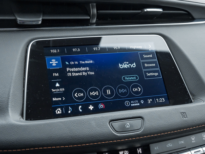 used 2021 Cadillac XT4 car, priced at $23,993