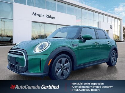 used 2023 MINI 5 Door car, priced at $31,999