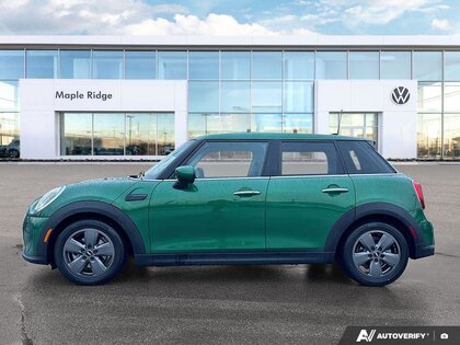 used 2023 MINI 5 Door car, priced at $31,999