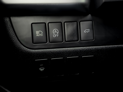 used 2018 Toyota Highlander car, priced at $30,495