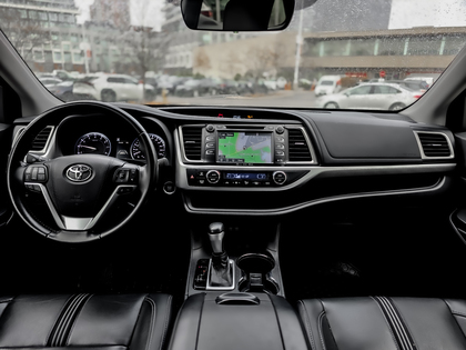 used 2018 Toyota Highlander car, priced at $30,495