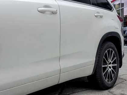 used 2018 Toyota Highlander car, priced at $30,495