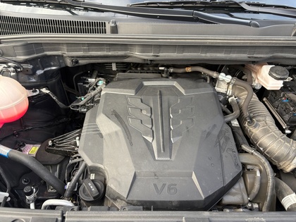 used 2025 Kia Carnival car, priced at $46,995