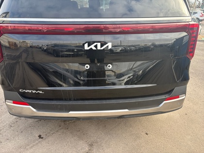 used 2025 Kia Carnival car, priced at $46,995