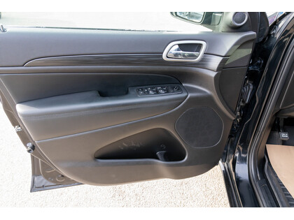 used 2021 Jeep Grand Cherokee car, priced at $34,988