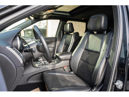 used 2021 Jeep Grand Cherokee car, priced at $34,988