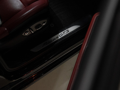 used 2018 Porsche Macan car, priced at $36,900