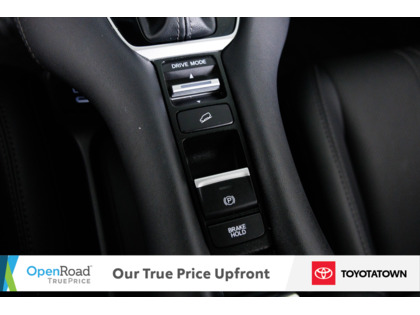 used 2025 Honda HR-V car, priced at $37,998