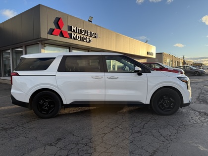 used 2025 Kia Carnival car, priced at $43,950