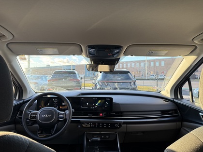 used 2025 Kia Carnival car, priced at $43,950