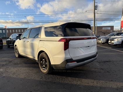 used 2025 Kia Carnival car, priced at $43,950
