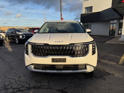 used 2025 Kia Carnival car, priced at $43,950