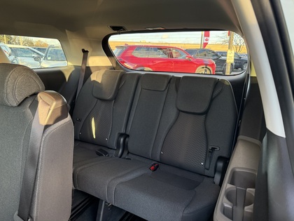 used 2025 Kia Carnival car, priced at $43,950