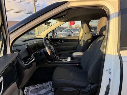 used 2025 Kia Carnival car, priced at $43,950