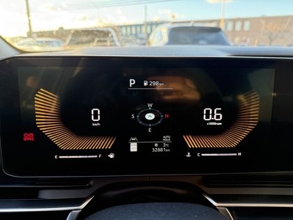 used 2025 Kia Carnival car, priced at $43,950