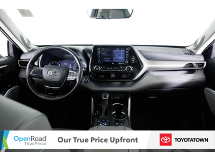 used 2020 Toyota Highlander car, priced at $46,998