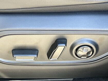 used 2025 Jeep Grand Cherokee car, priced at $56,863