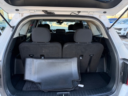 used 2023 Kia Sorento car, priced at $31,999