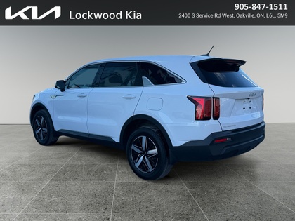 used 2023 Kia Sorento car, priced at $31,999