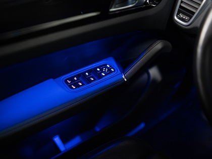 used 2019 Porsche Cayenne car, priced at $39,900