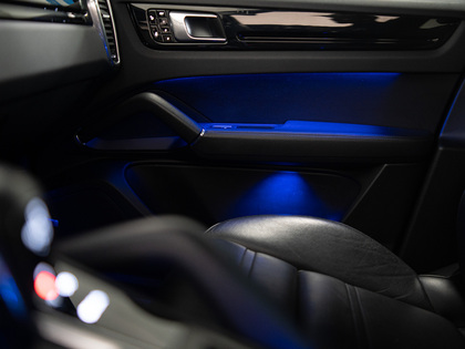 used 2019 Porsche Cayenne car, priced at $39,900