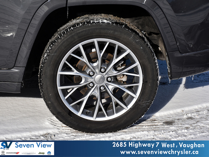 used 2022 Jeep Grand Cherokee car, priced at $45,910