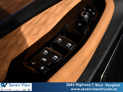 used 2022 Jeep Grand Cherokee car, priced at $45,910