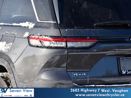 used 2022 Jeep Grand Cherokee car, priced at $45,910