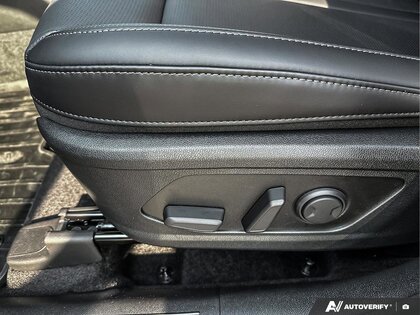 used 2025 Kia Sorento Hybrid car